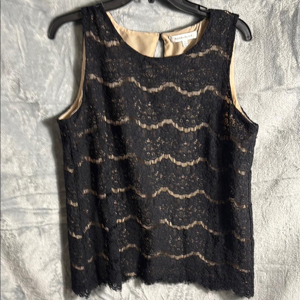 Black Lace Sleeveless Top women’s xl nice for spring and summer